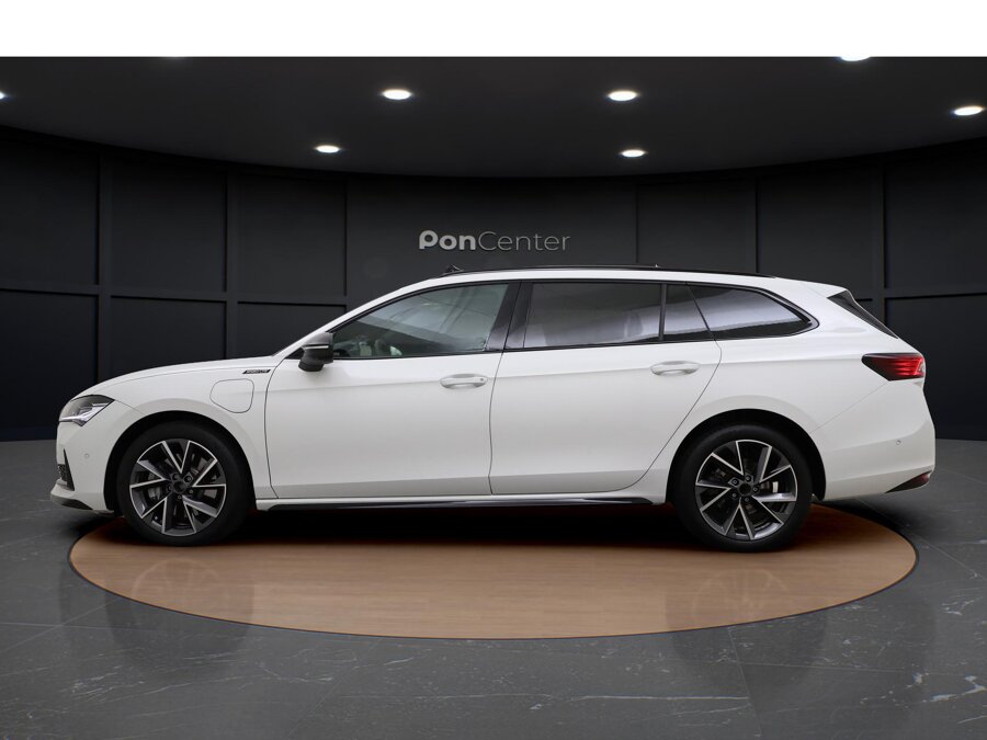 Škoda Superb Combi 1.5 TSI PHEV Sportline Business