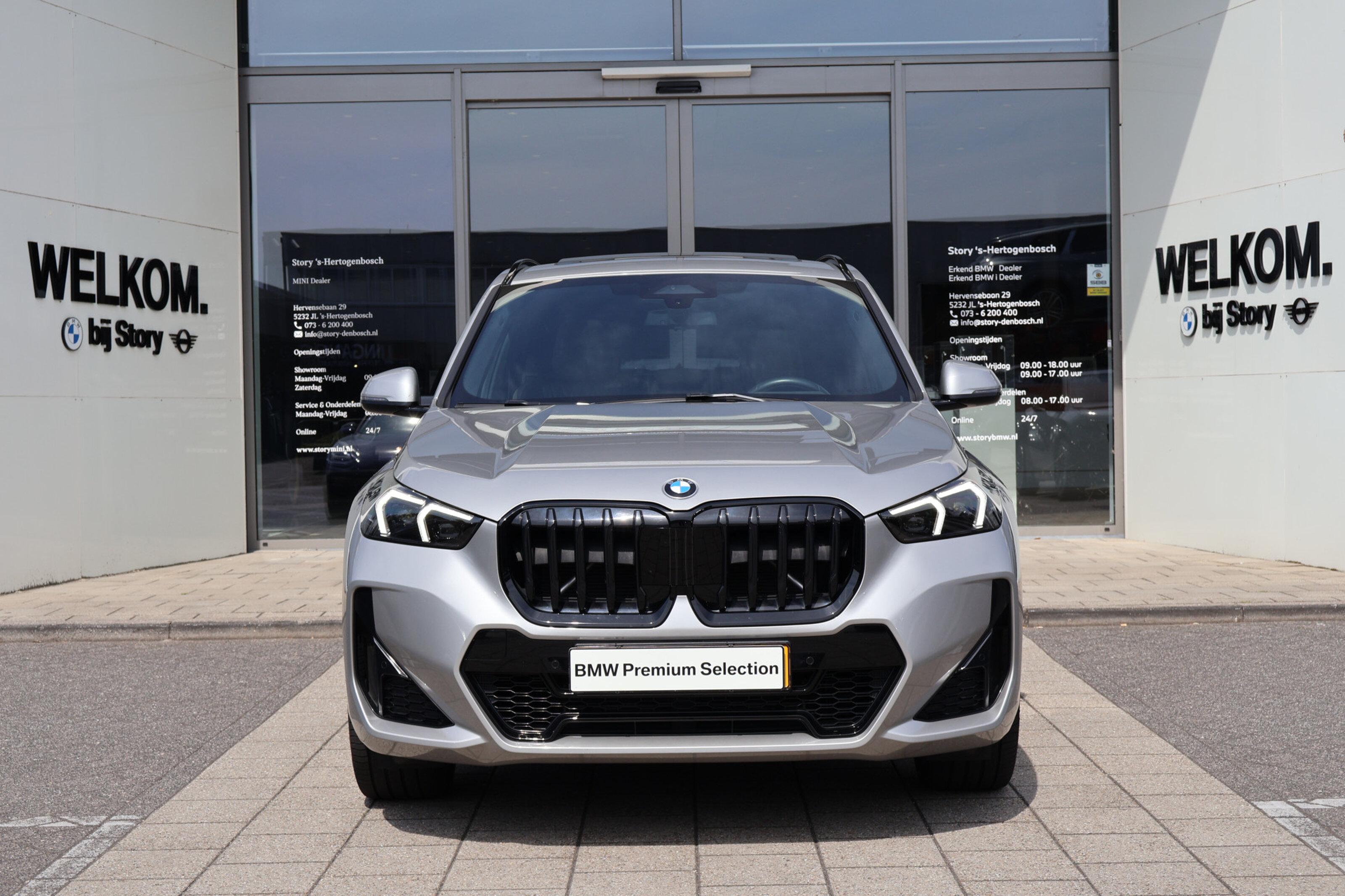 BMW X1 6