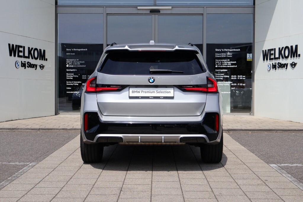BMW X1 10