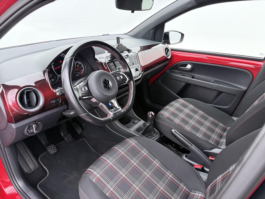 Volkswagen Up! 1.0 TSI GTI