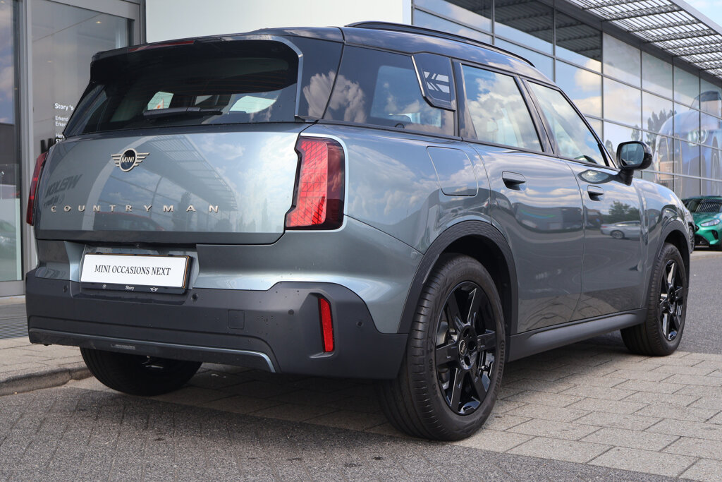 MINI Countryman 8