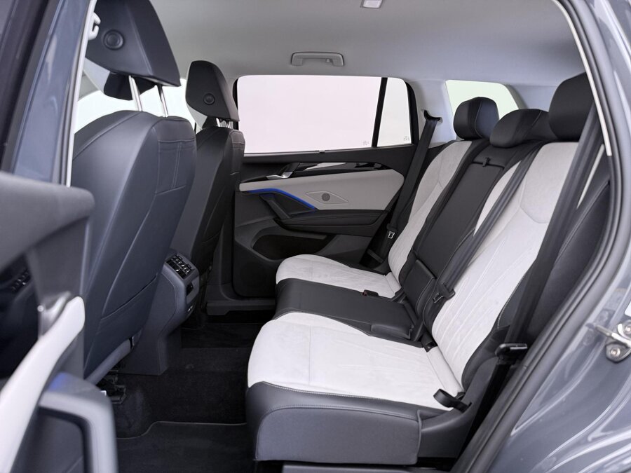 Volkswagen Tayron 1.5 eHybrid 272PK Elegance