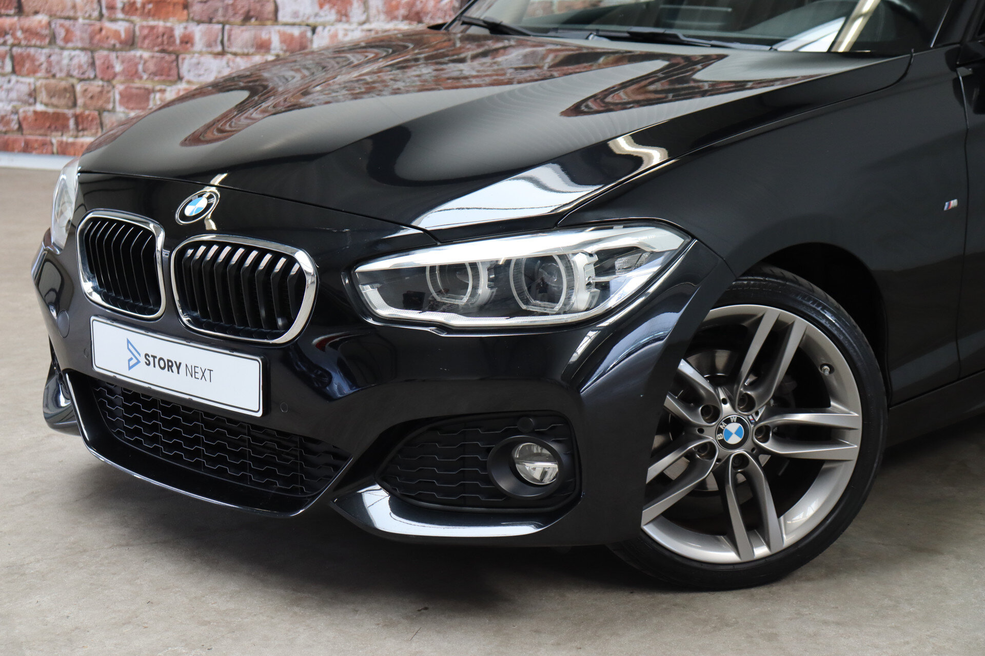 BMW 1 Serie 118i Executive M Sport Pakket Automaat 5 deurs - Afbeelding 2