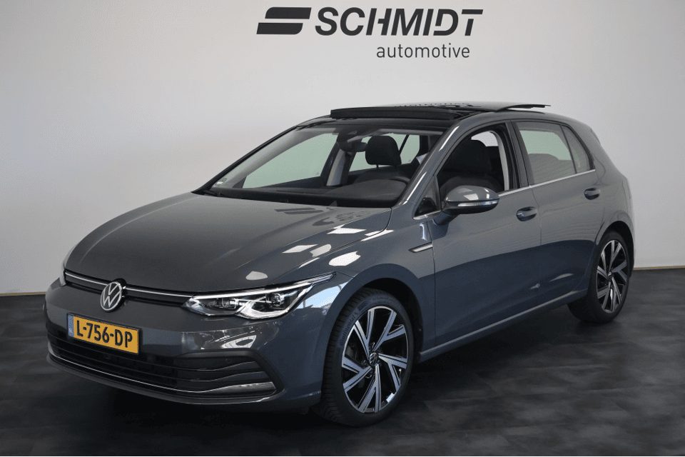 Volkswagen Golf 1.5 eTSI Style | Panorama | Trekhaak | Sfeerverlichting | LED - Afbeelding 1