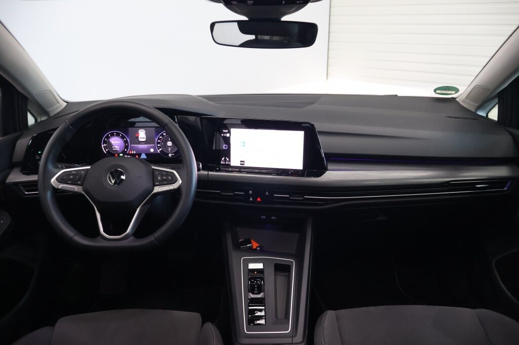 Volkswagen Golf 1.5 eTSI Style | Panorama | Trekhaak | Sfeerverlichting | LED - Afbeelding 2