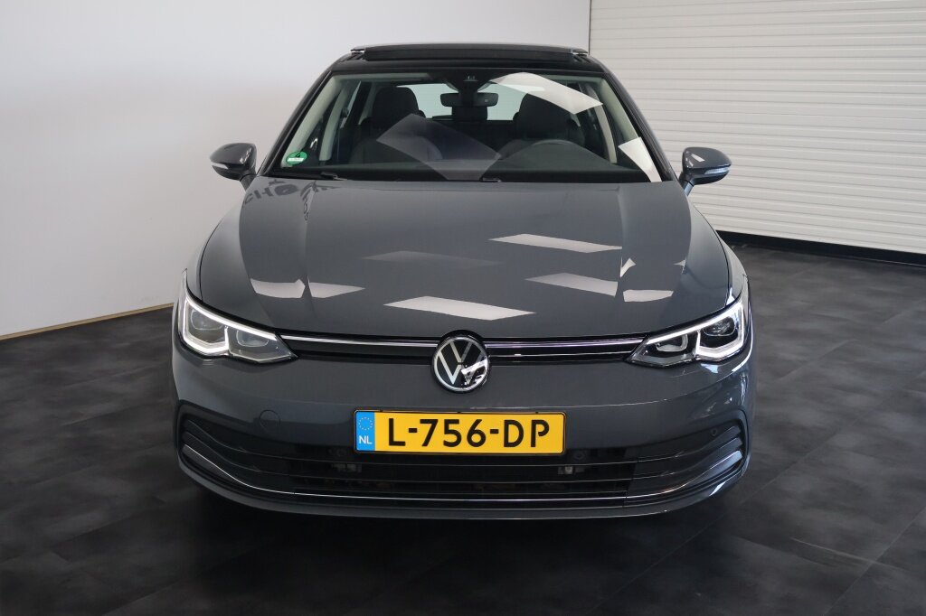 Volkswagen Golf 1.5 eTSI Style | Panorama | Trekhaak | Sfeerverlichting | LED - Afbeelding 5