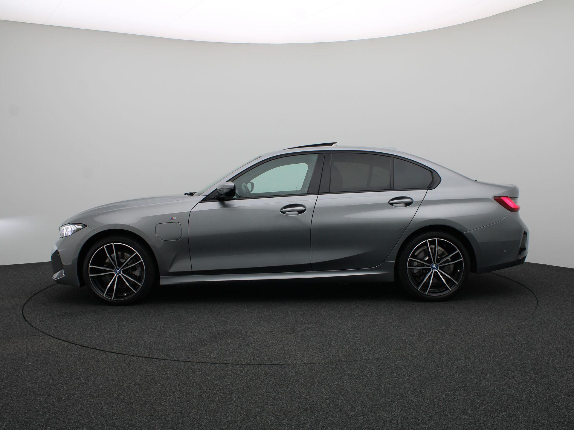 BMW 3 Serie Sedan 320e - Afbeelding 4