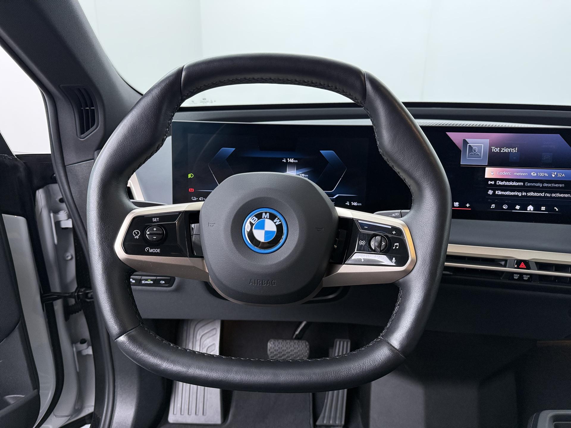 BMW iX xDrive40 High Executive 77 kWh - Afbeelding 2