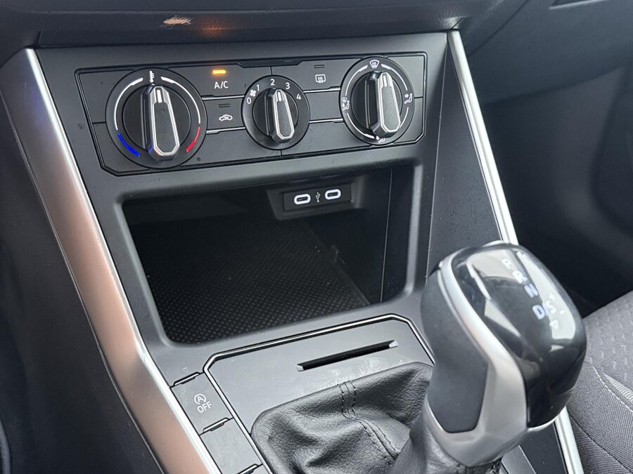 Volkswagen Polo 1.0 TSI Life Edition