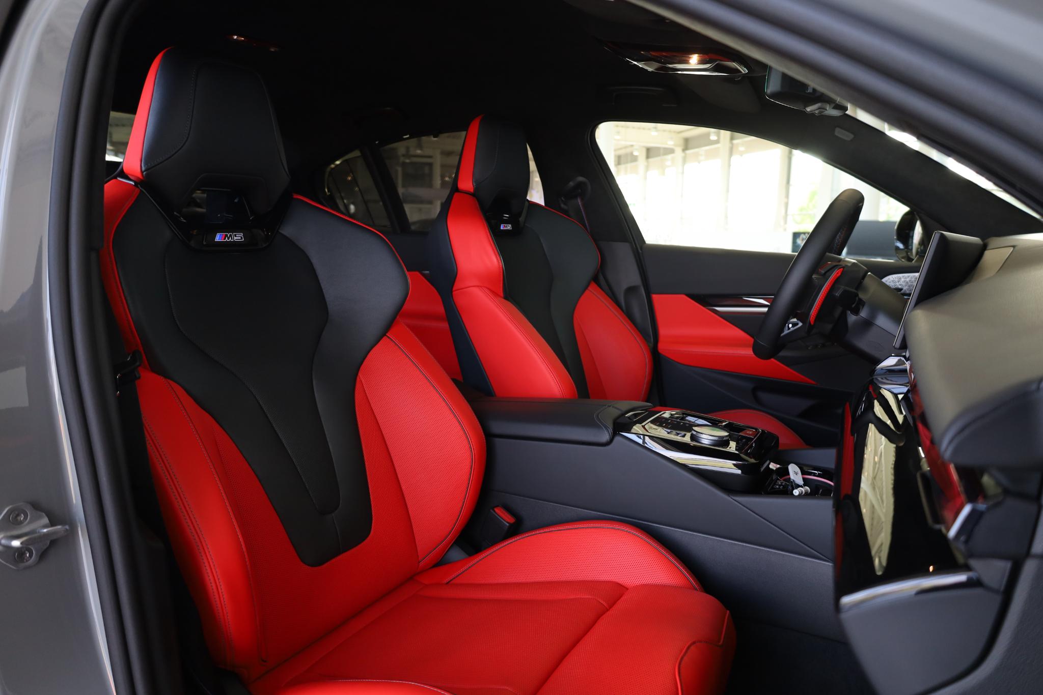 BMW M5