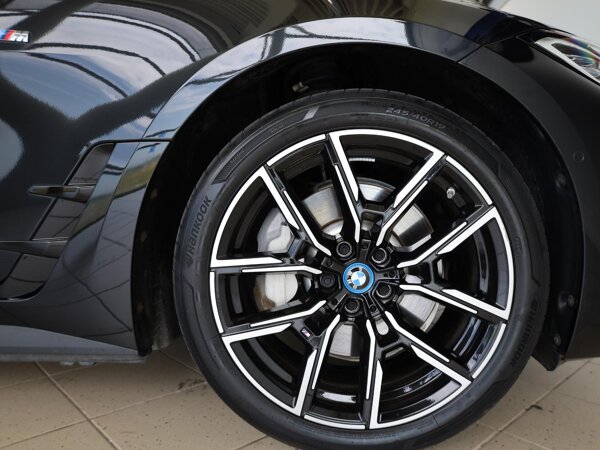 19 inch LM M Y-spaak (styling 859 M)in Bicolor Jet Black uni 19 inch LM M Y-spaak (styling 859 M)in Bicolor Jet Black uni