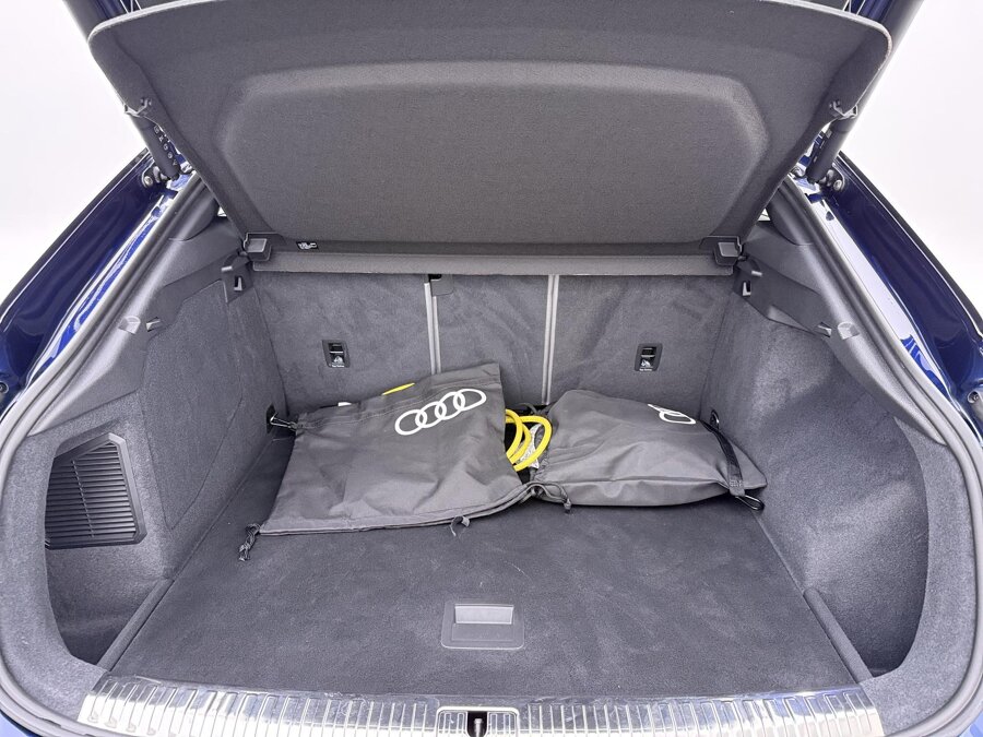 Audi Q3 Sportback 45 TFSIe S-line