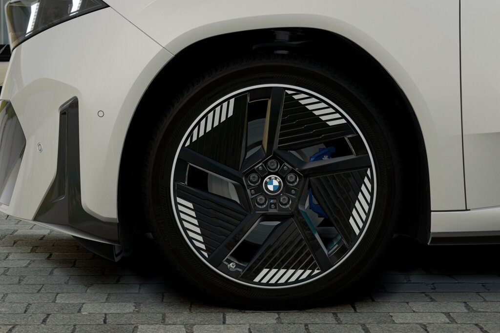 BMW iX3 5
