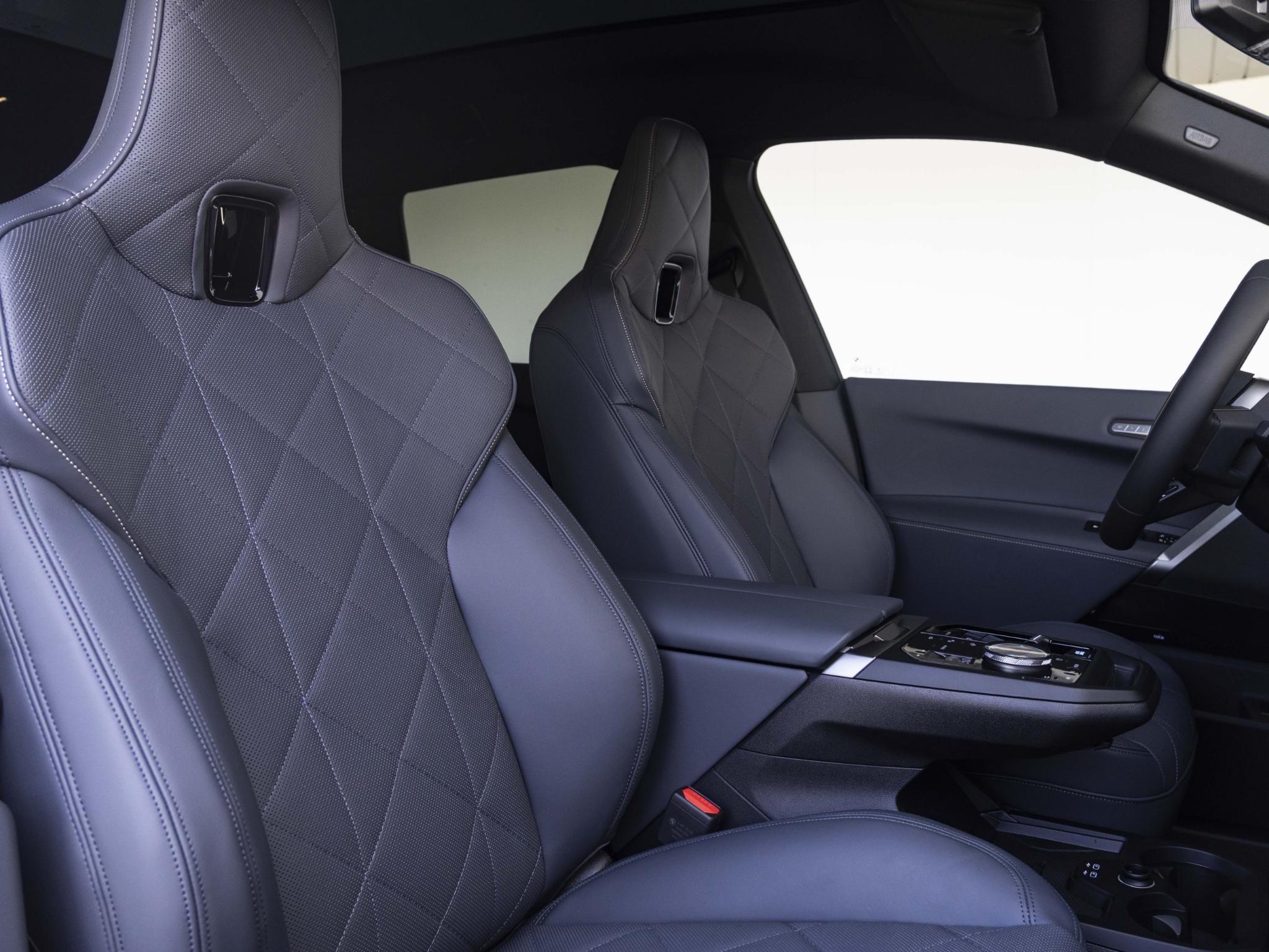 BMW iX xDrive60 - Afbeelding 4