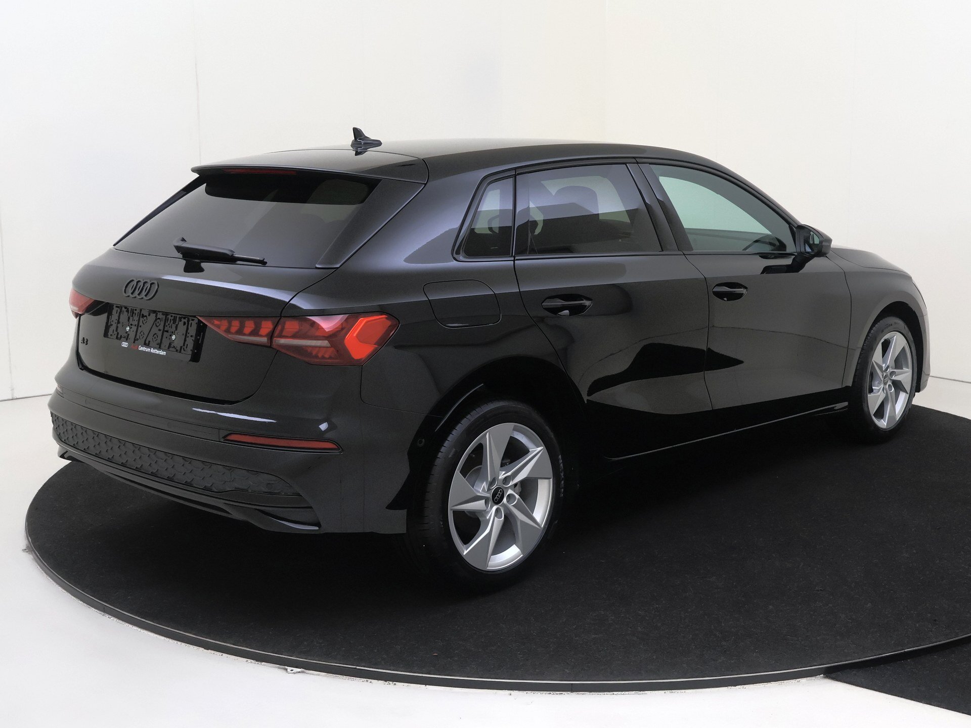 Audi A3 Sportback 40 TFSI e S tronic 6 204pk - Afbeelding 2