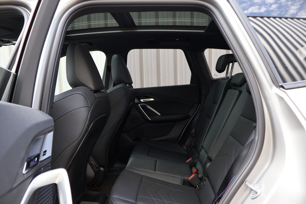 BMW iX1 6