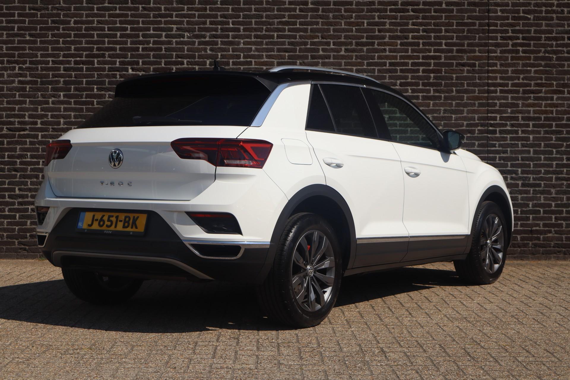 Volkswagen T-Roc 1.5 TSI 150pk DSG Sport - Afbeelding 2