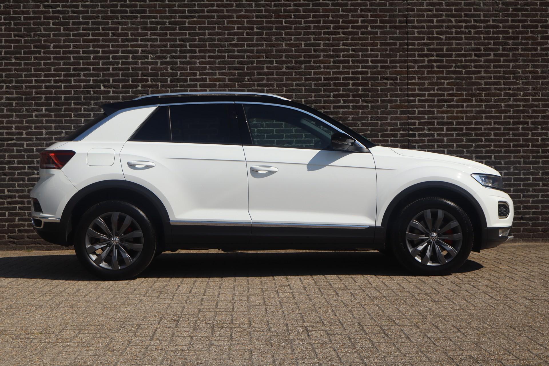 Volkswagen T-Roc 1.5 TSI 150pk DSG Sport - Afbeelding 3
