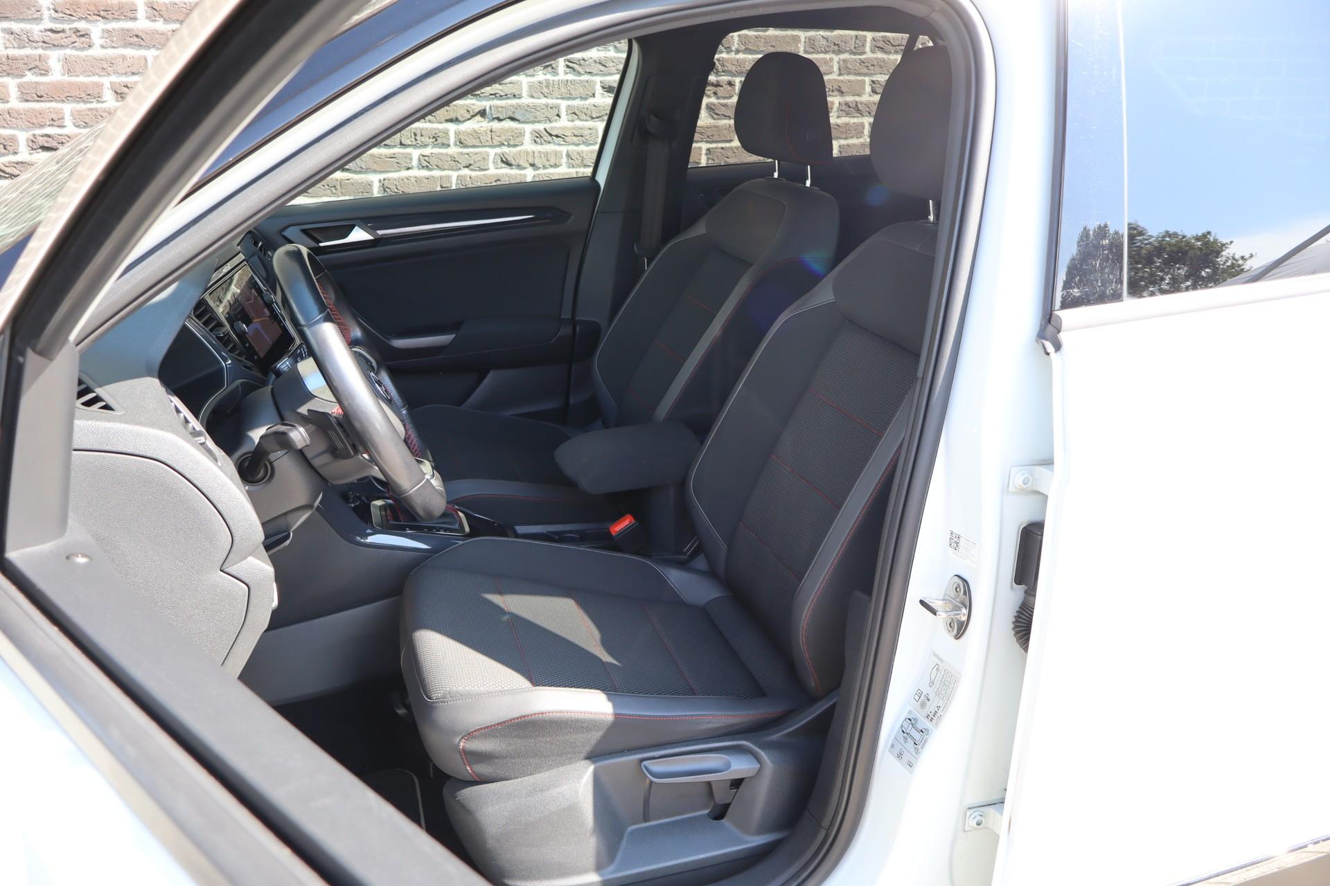 Volkswagen T-Roc 1.5 TSI 150pk DSG Sport - Afbeelding 4