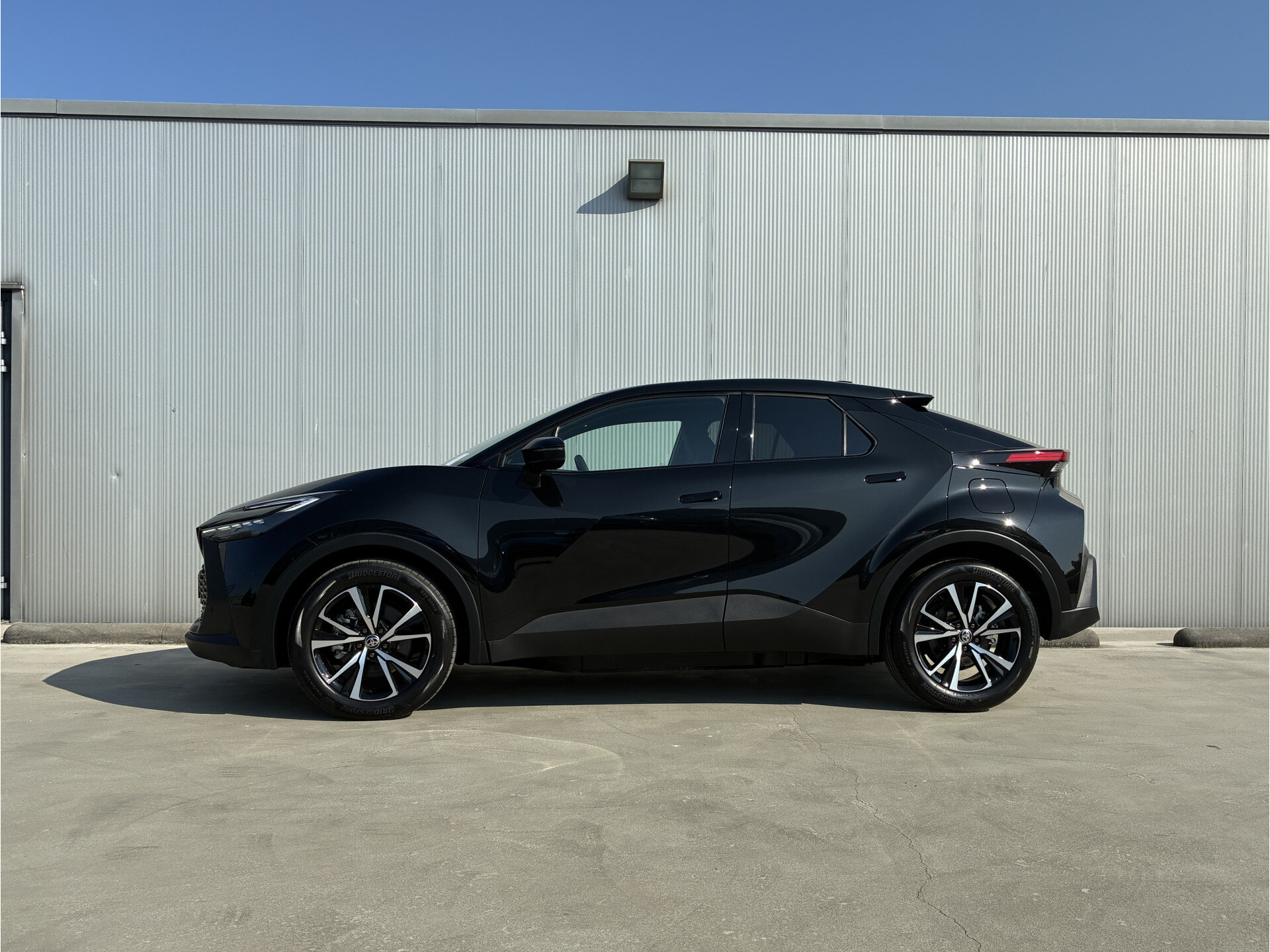 Toyota C-HR 2.0 Plug-in Hybrid 220 Dynamic - Afbeelding 2