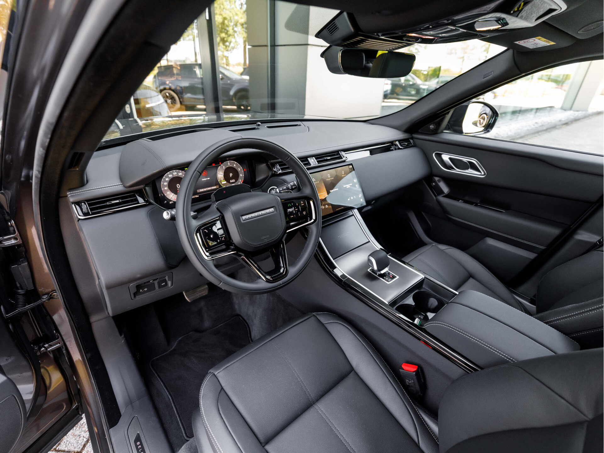 Land Rover Range Rover Velar 2.0 P400e AWD Belgravia Edition PHEV - Afbeelding 3