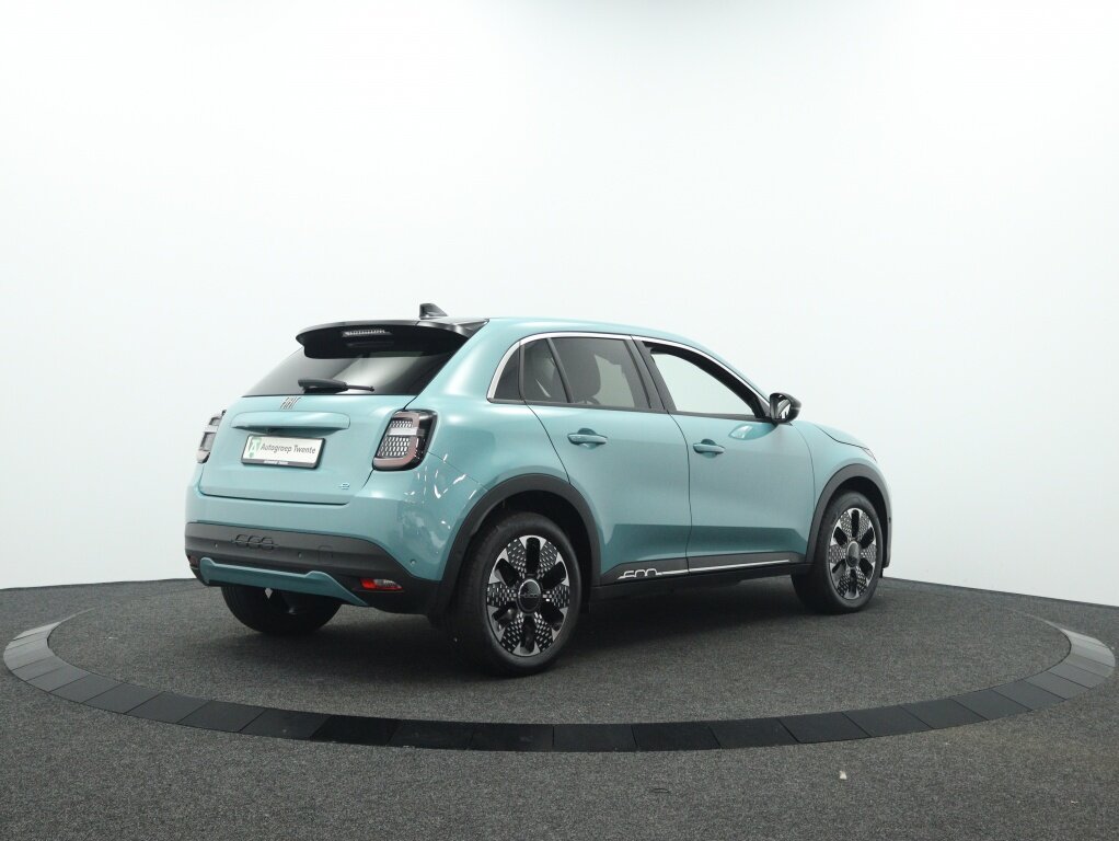 Fiat 600e La Prima 54 kWh | Wit Leder | Private lease vanaf 519,- p.m. - Afbeelding 2