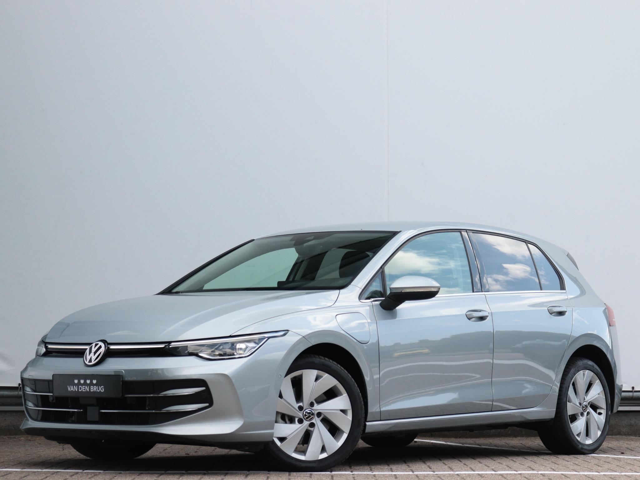 Volkswagen Golf 1.5 eHybrid Style Edition