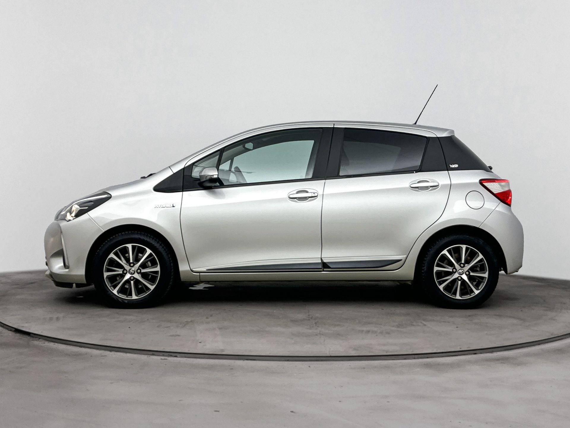 Toyota Yaris 1.5 HYBRID Y20 LIMITED - Afbeelding 3