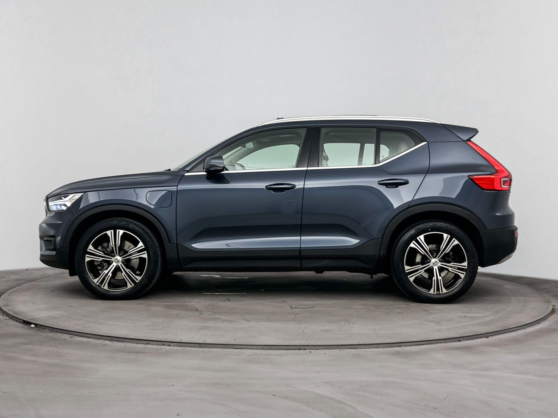 Volvo XC40 1.5 T5 RECHARGE R-DESIGN - Afbeelding 3