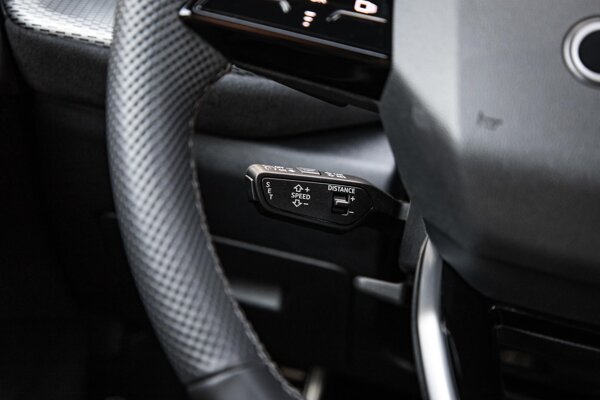 cruise control adaptief met Stop&Go cruise control adaptief met Stop&Go