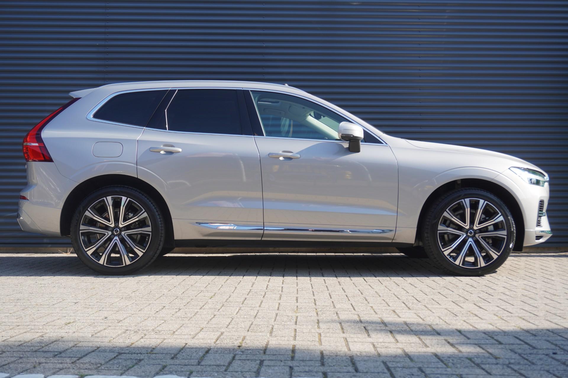 Volvo XC60 2.0 T6 Plug-in hybrid AWD Essential Edition Bright - Afbeelding 3