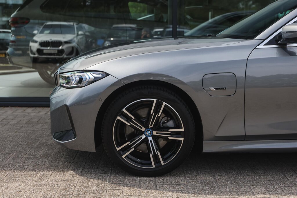 BMW 3 Serie 4
