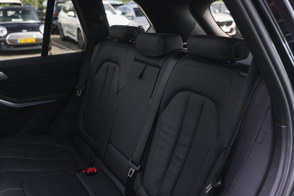 BMW X5 12
