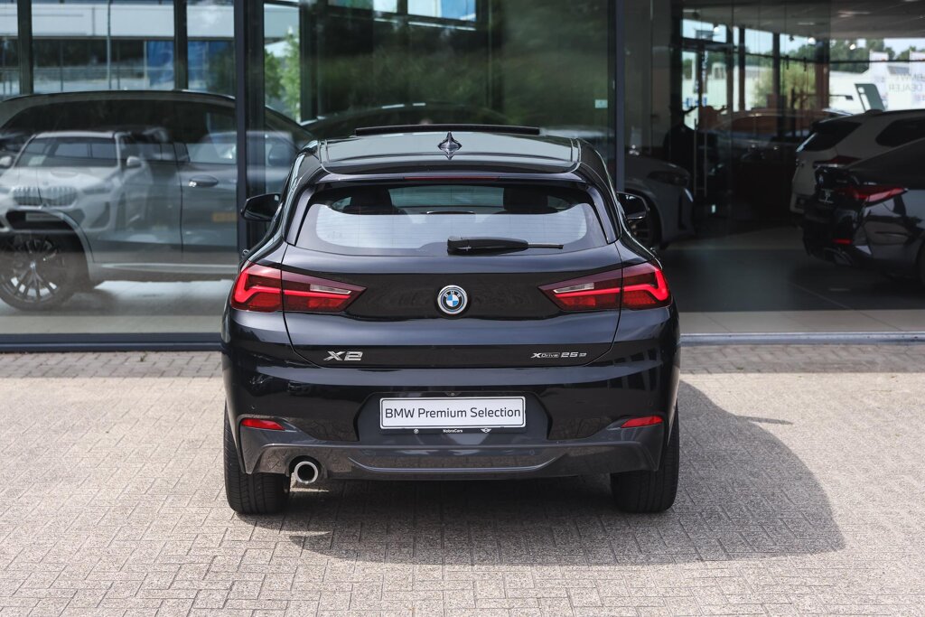 BMW X2 7
