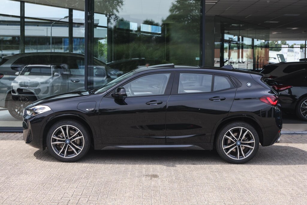 BMW X2 8