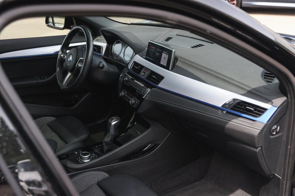 BMW X2 11