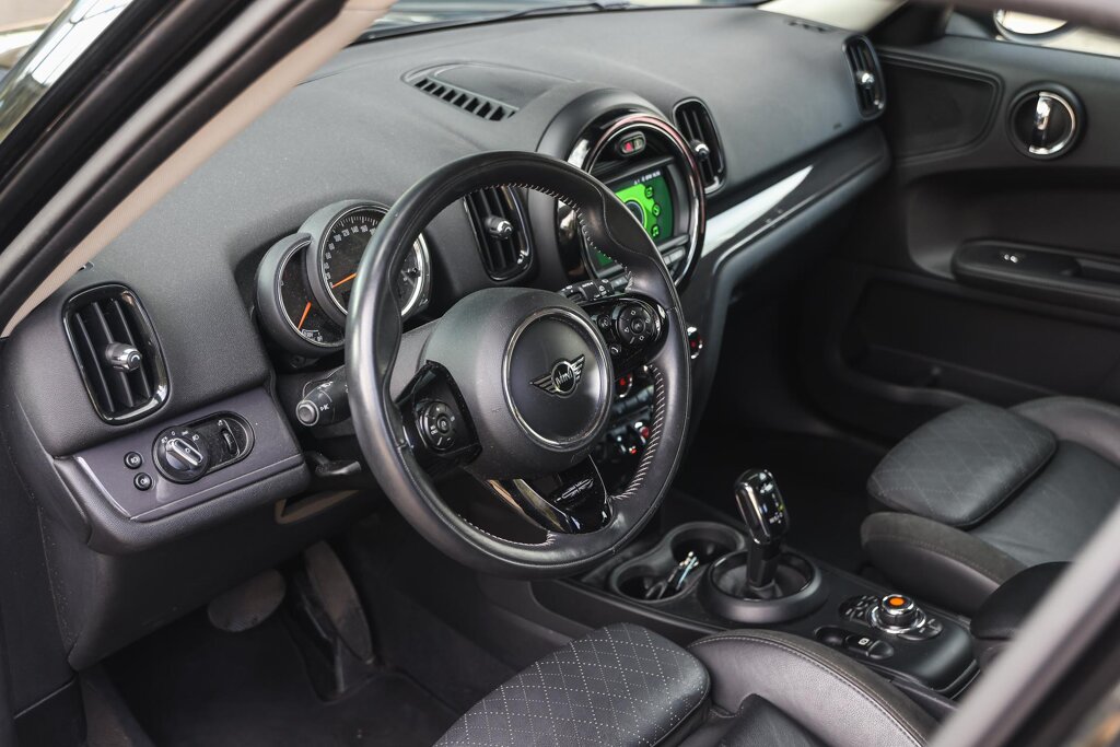 MINI Countryman 9