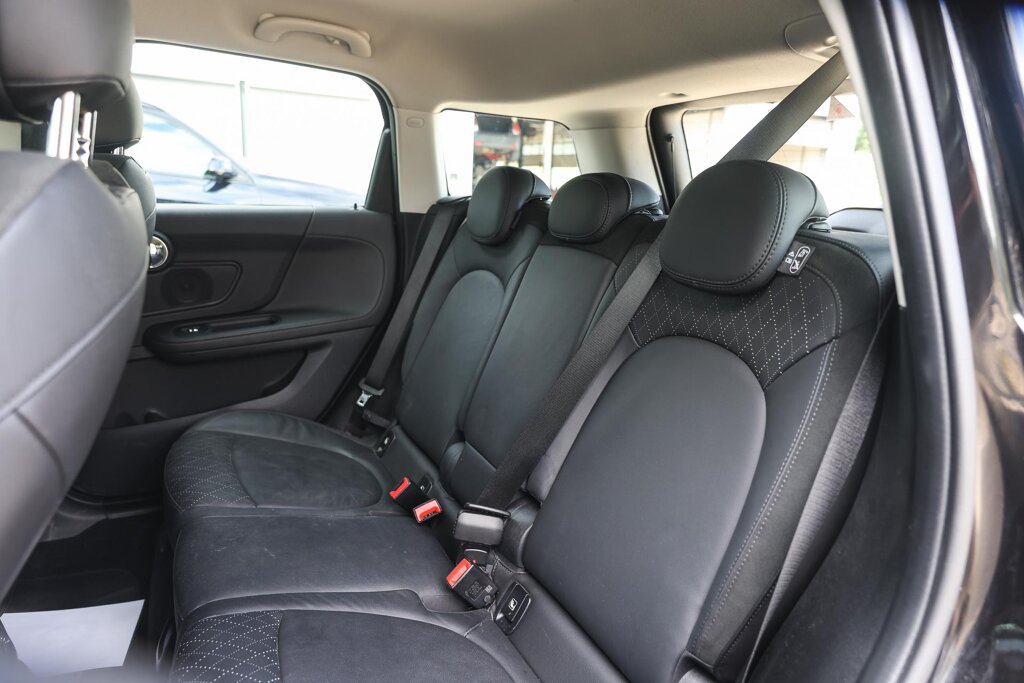 MINI Countryman 11