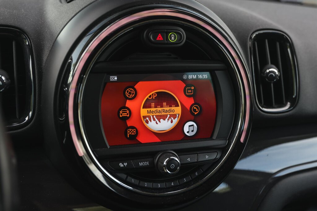 MINI Countryman 16