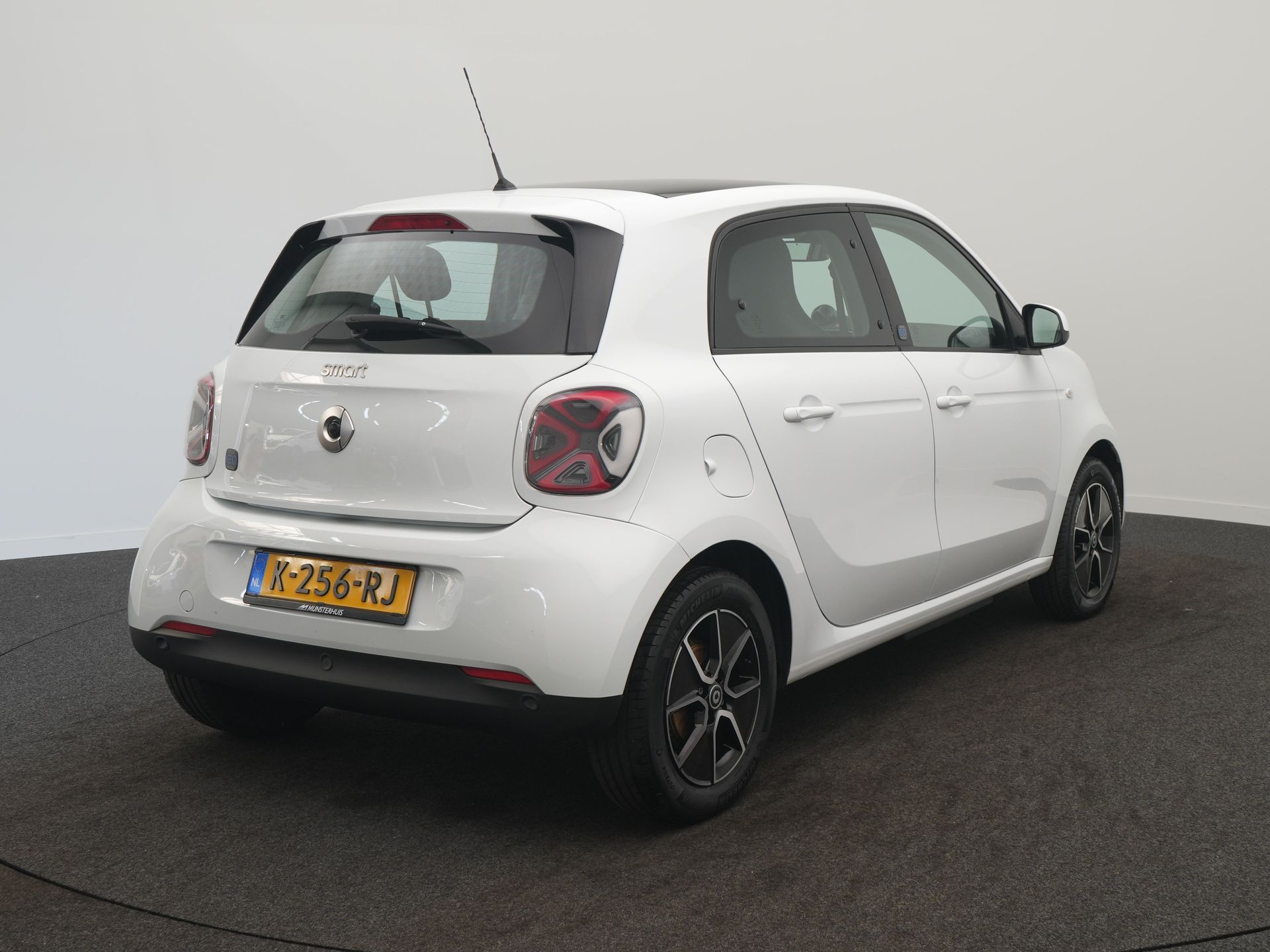 Smart Forfour EQ Comfort PLUS 18 kWh - Afbeelding 5