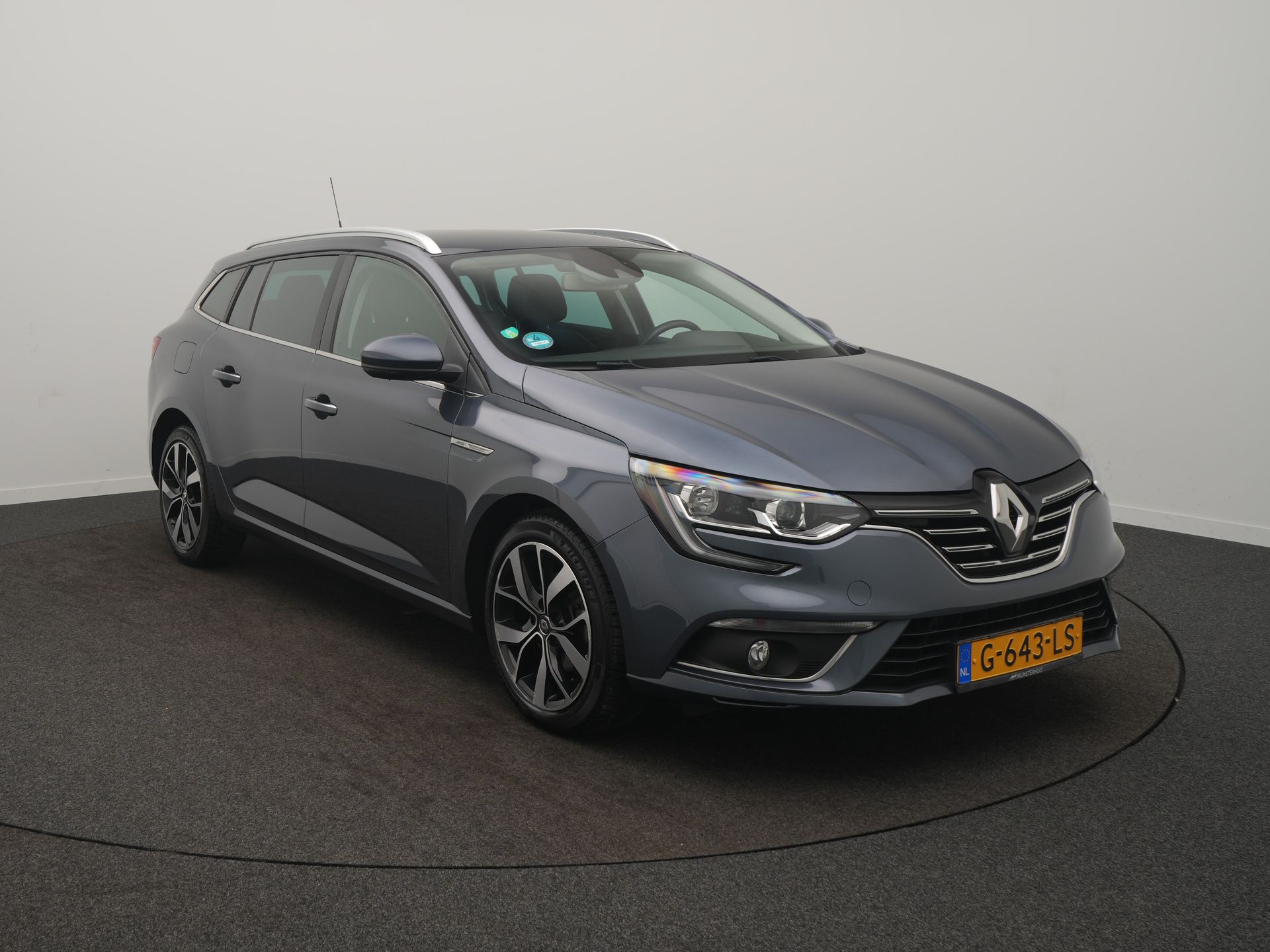 Renault Mégane Estate TCe 140 Bose - Afbeelding 3