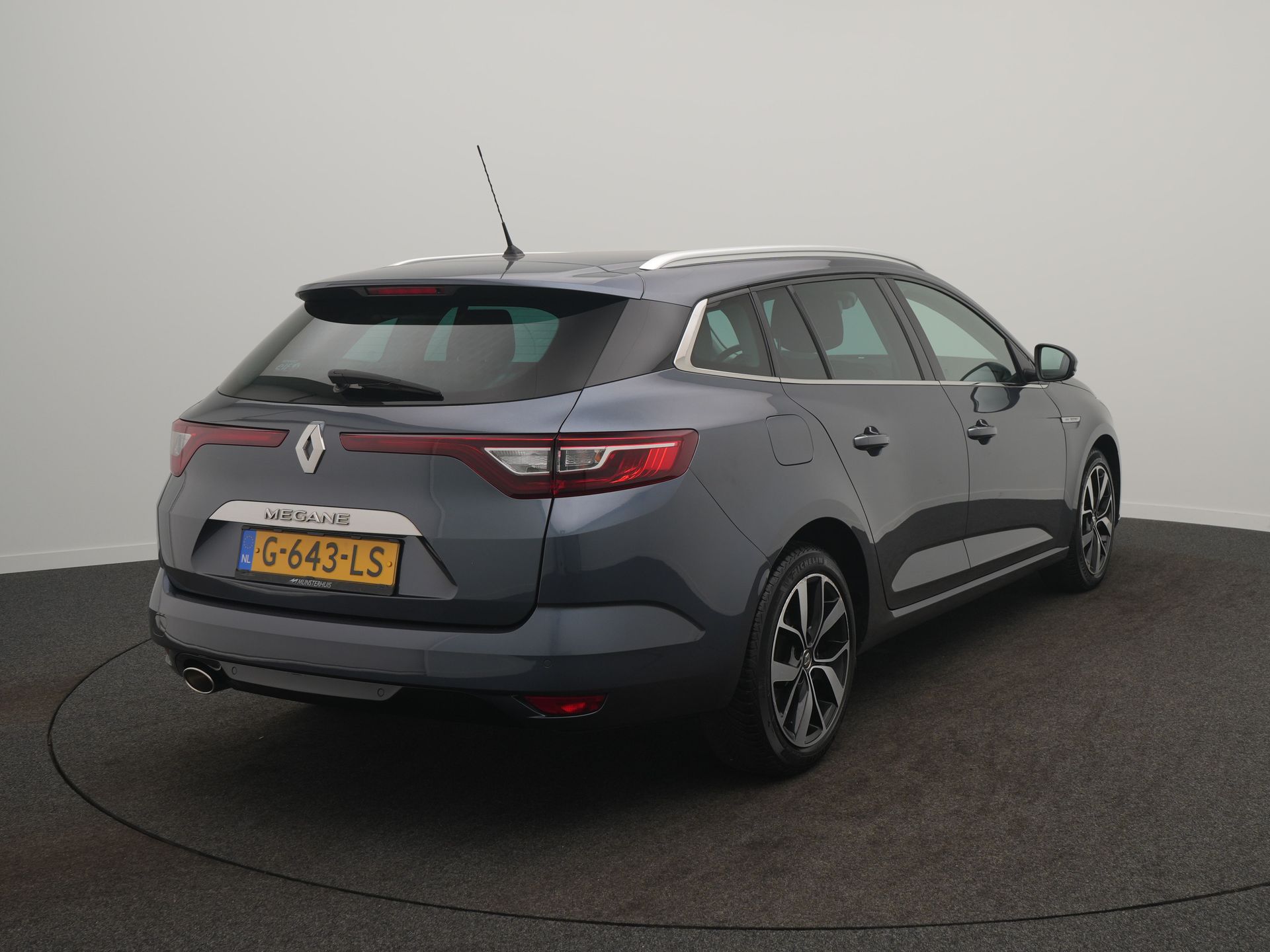 Renault Mégane Estate TCe 140 Bose - Afbeelding 5
