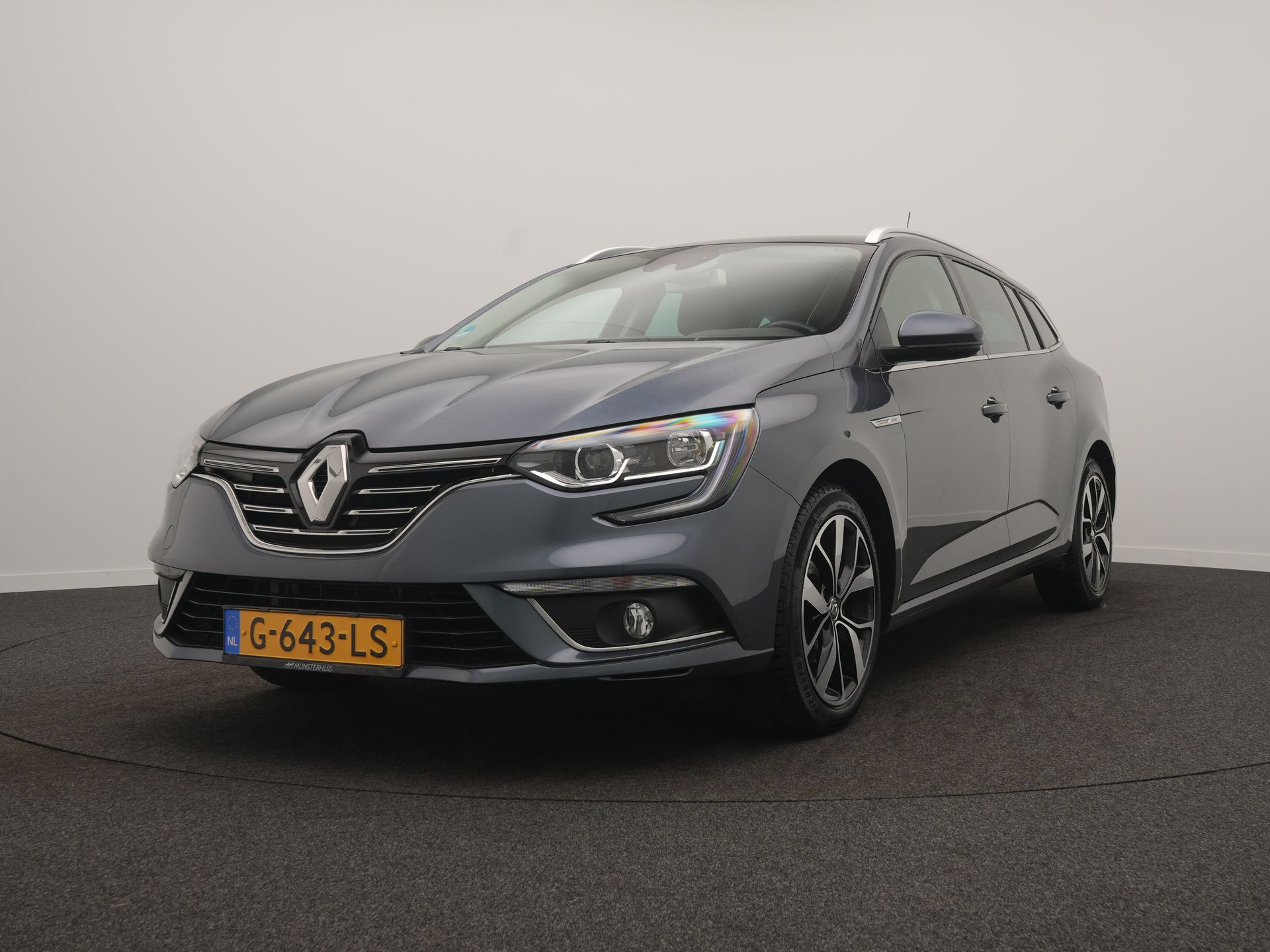 Renault Mégane Estate TCe 140 Bose - Afbeelding 5