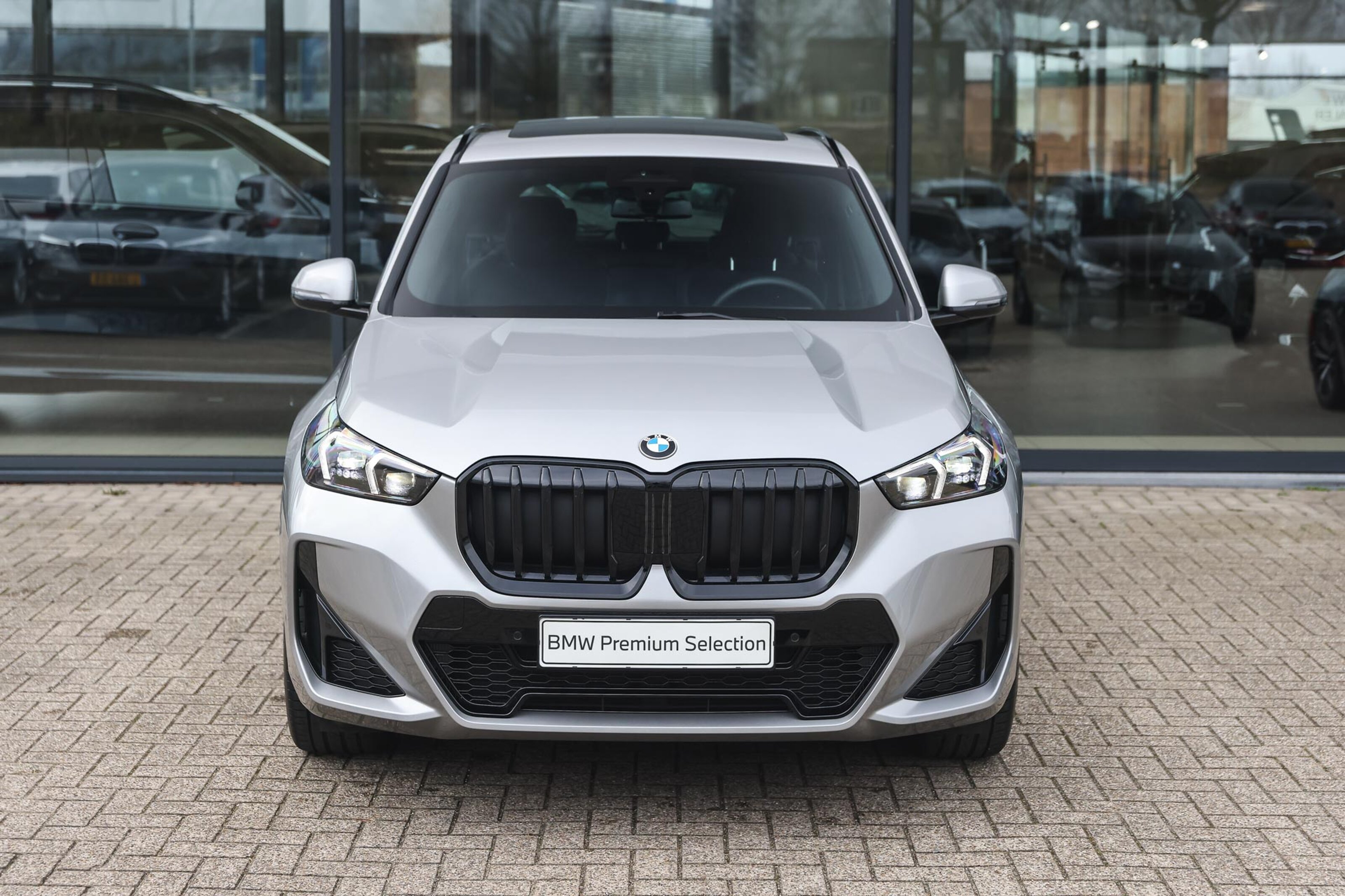 BMW X1 6