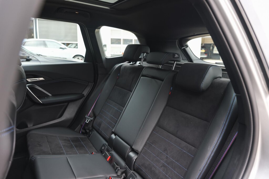 BMW X1 12