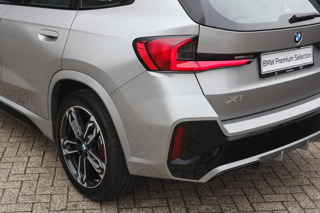 BMW X1 30