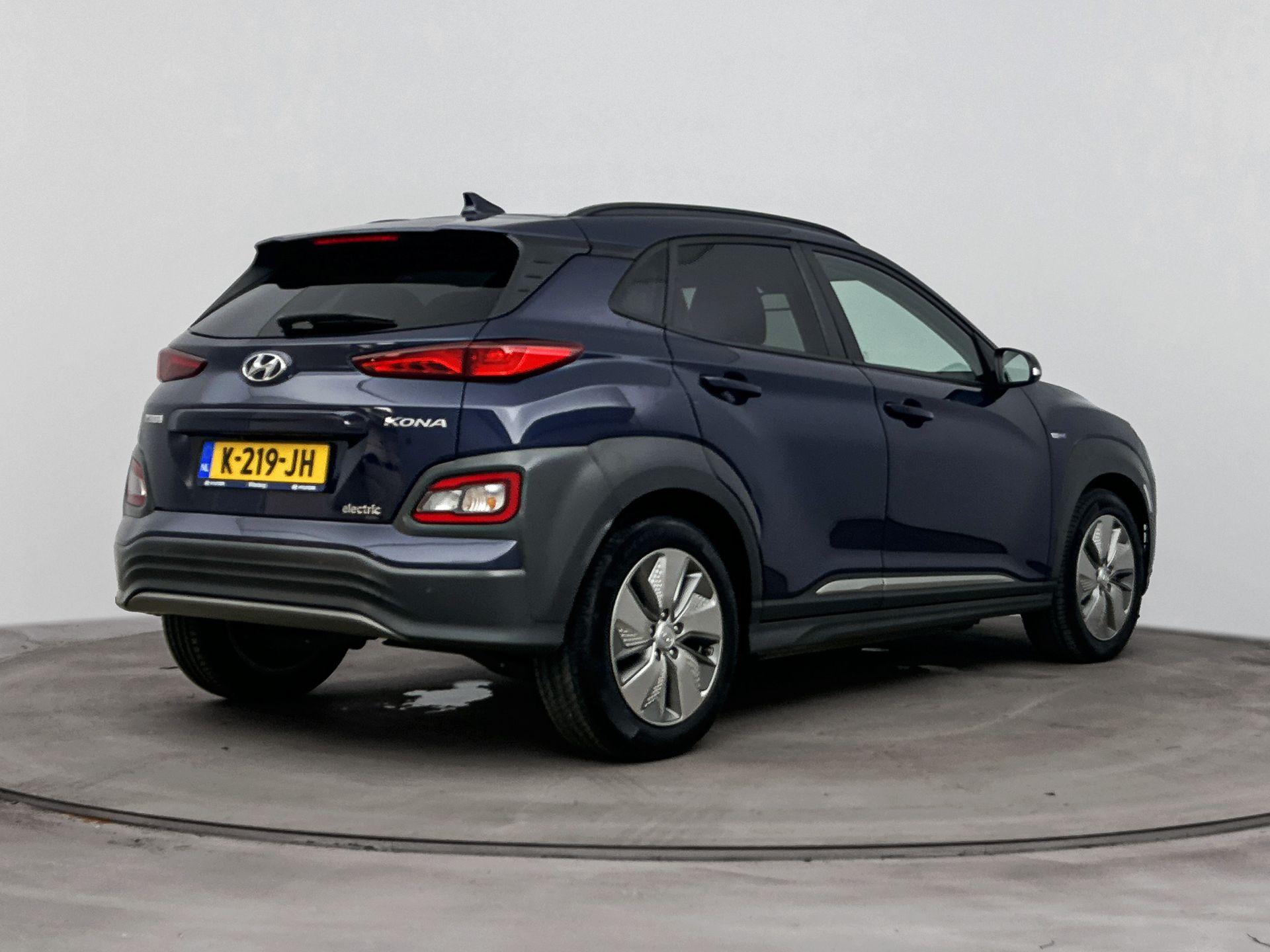 Hyundai Kona EV PREMIUM 64 kWh - Afbeelding 2