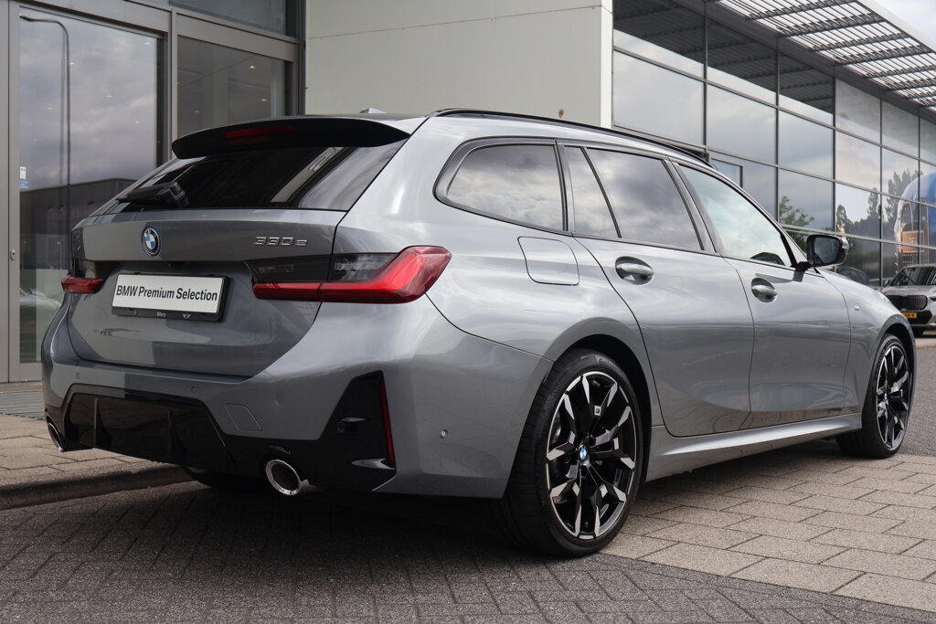 BMW 3 Serie 8