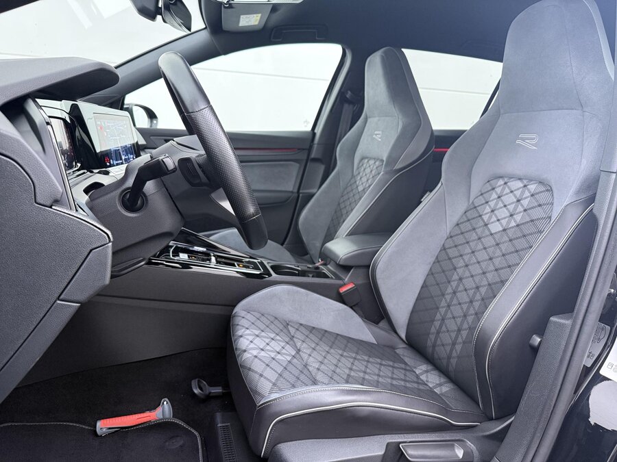 Volkswagen Golf Variant 1.5 eTSI R-Line