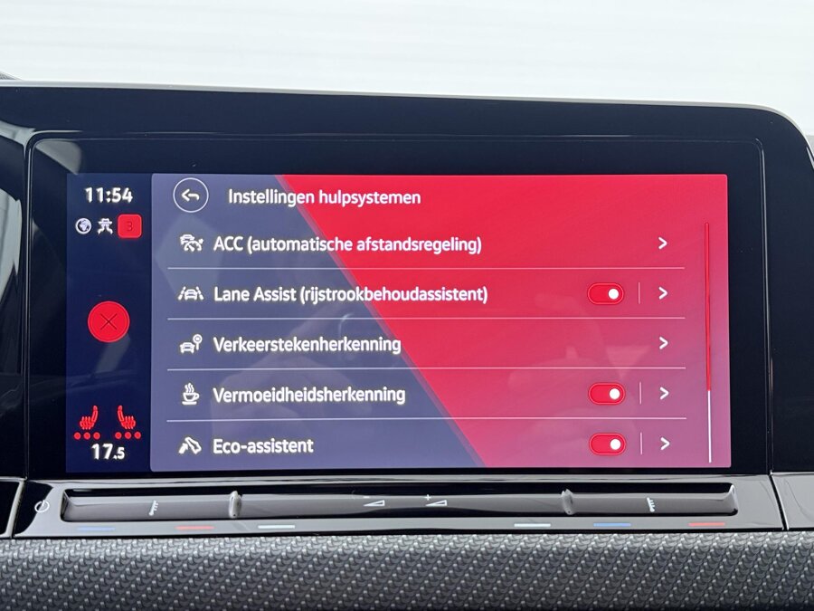 Volkswagen Golf Variant 1.5 eTSI R-Line